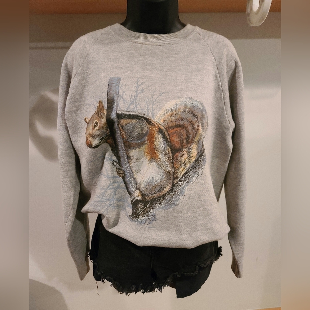 80's Squirrel Hanes Sweatshirt!